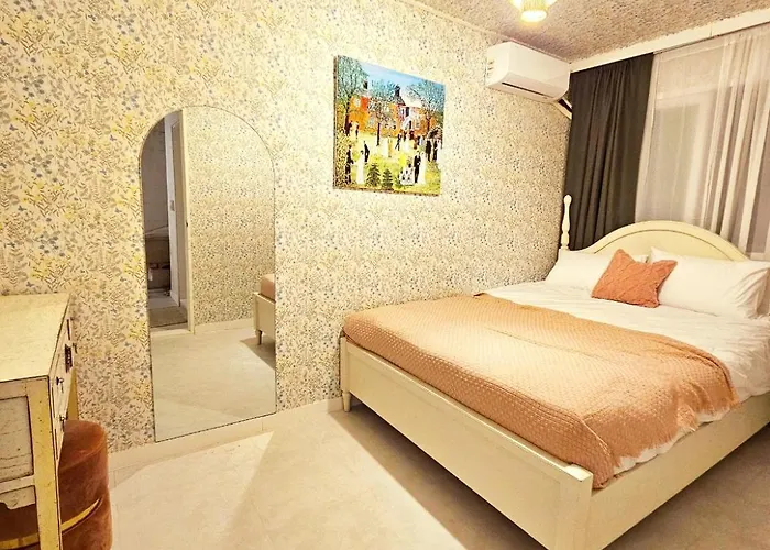 Apartment 강남, 강남역 도보8분, 4룸, 2층 전체사용, 최고의 위치, 가족여행, 호텔스위트, 독채, *